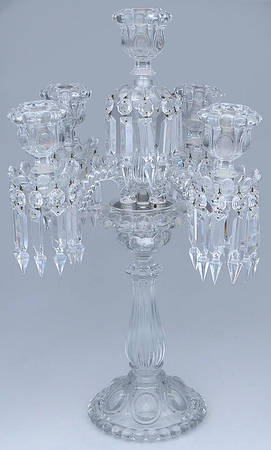 Medallion 5 Light Candelabra w/Globes