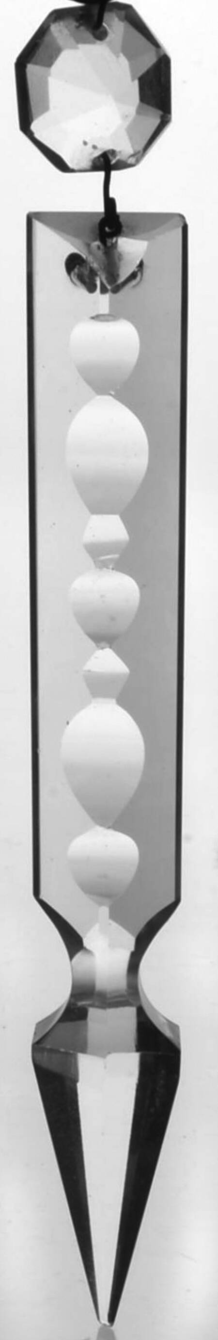 Medallion 7" Spear Head Prism