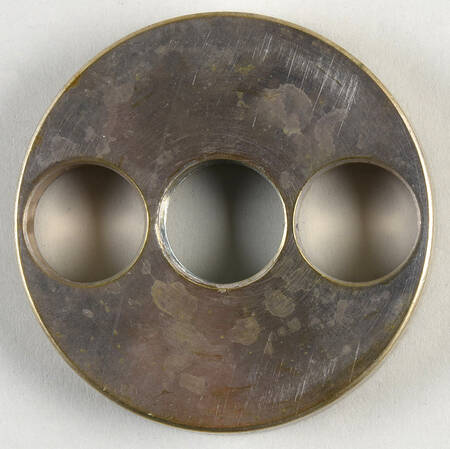 Medallion Metal Socket for 21" Candelabra 3 Light