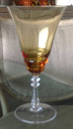 865 Amber Water Goblet