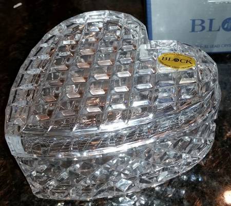 Pegasus Large Heart Box with Lid