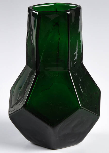 Vases #2412-D20 6" Dice Tower Bud Vase