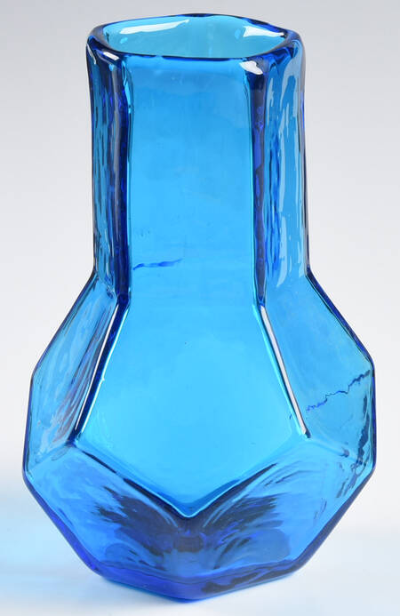 Vases #2411-D12 6" Dice Tower Bud Vase