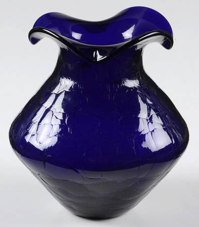 Vases 7" Crimped Vase