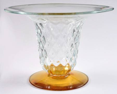 Vases #9528 8" Diamond Optic Vase