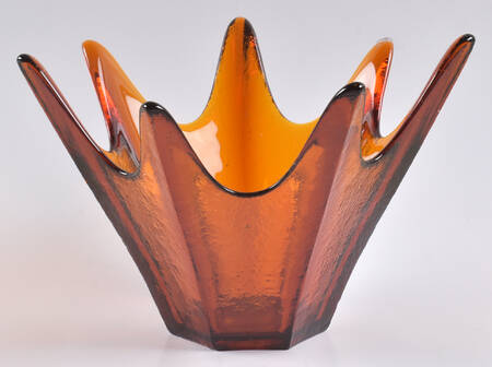 Bowls & Centerpieces #6141 9" Star Shape Bowl
