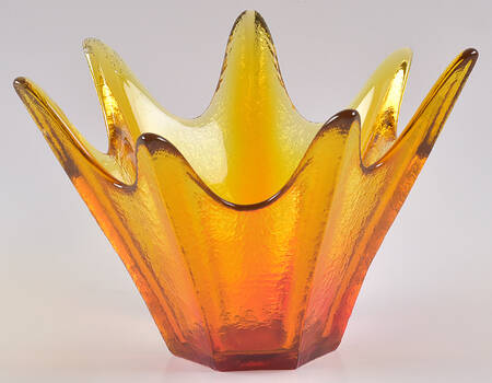 Bowls & Centerpieces #6141 9" Star Shape Bowl