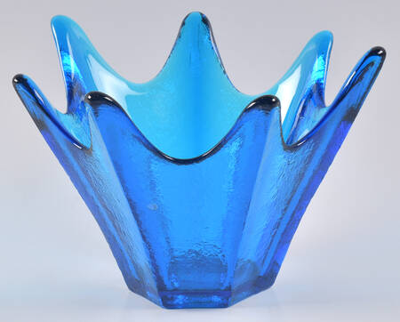 Bowls & Centerpieces #6141 9" Star Shape Bowl