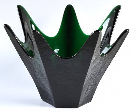 Bowls & Centerpieces #6141 9" Star Shape Bowl
