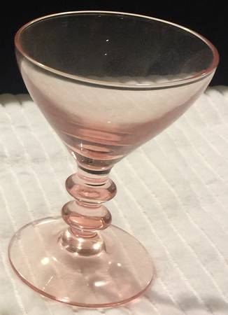 688 Pink Champagne/Tall Sherbet