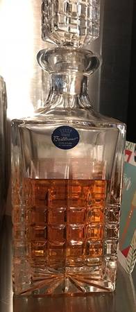 BRQ1 Decanter & Stopper
