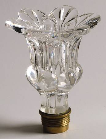 Classical Lady Scalloped Candelabra Socket