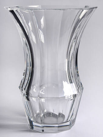 Giftware 11" Flower Vase