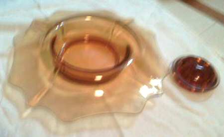 3400 Amber 3400 12" Rolled Edge Bowl
