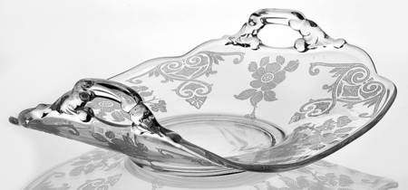 Apple Blossom Clear (Stem 3130) 3400 2 Handled Basket