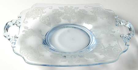 Apple Blossom Blue (Stem 3130) 3400/1181 Handled Bon Bon Plate