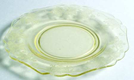 Apple Blossom Yellow (Stem 3130) 7" Salad Plate (Shape 3400)