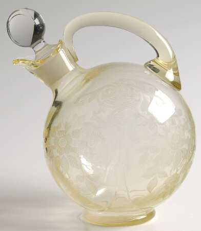 Apple Blossom Yellow (Stem 3130) 3400/92 32 Oz Decanter & Stopper