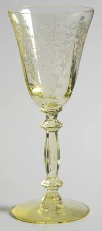 Apple Blossom Yellow (Stem 3130) Wine Glass