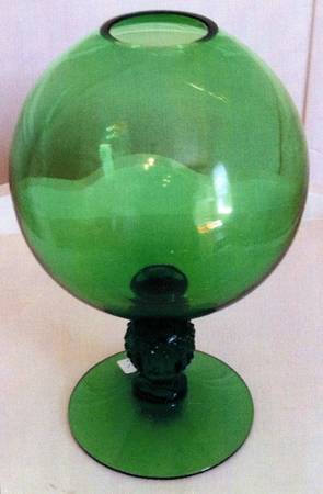 Aurora Green Ivy Ball Vase