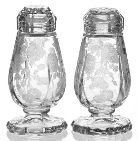 Blossom Time  3400/77 Footed Shaker Set with Glass Lids