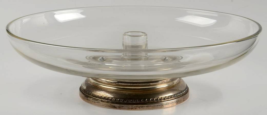 Cambridge Arms 12" Round Bowl with Sterling Base