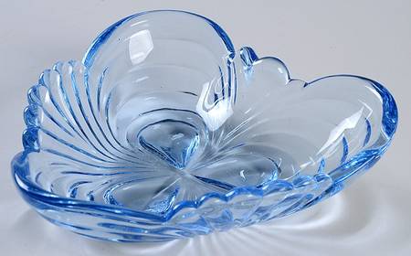 Caprice Moonlight Blue (Stem 300) Heart Bowl