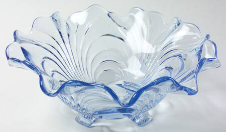 Caprice Moonlight Blue (Stem 300) 9" 4-Toed Crimped Bowl