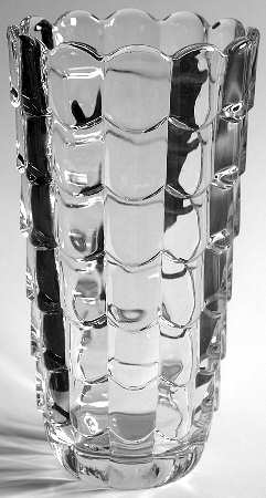 Cascade Clear 9" Flower Vase