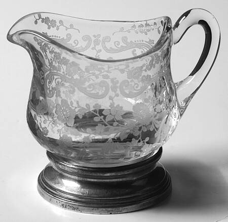 Chantilly Individual Creamer