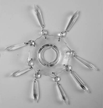 Chantilly Bobeche-Holds 8 Prisms