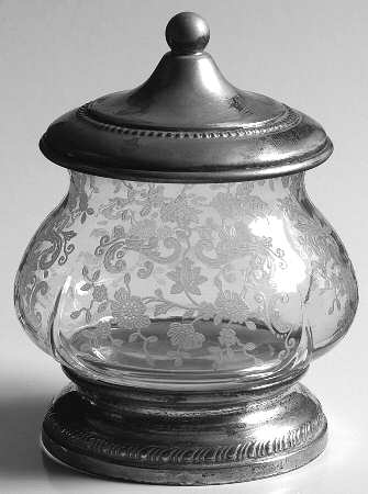 Chantilly Shape 3400 Sugar Bowl with Sterling Foot & Lid