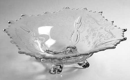 Chantilly Martha/445 12" 4 Toed Flared Bowl
