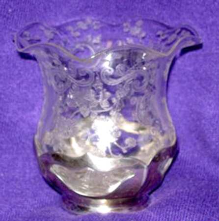 Chantilly Footed Cigarette Urn