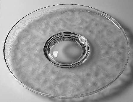 Chantilly 13" Cabaret Plate