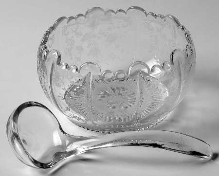 Chantilly Martha/279 Cupped Mayonnaise with Ladle