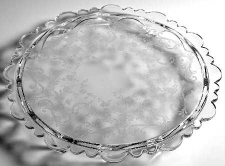 Chantilly Martha/170 13" Toed Cake Plate