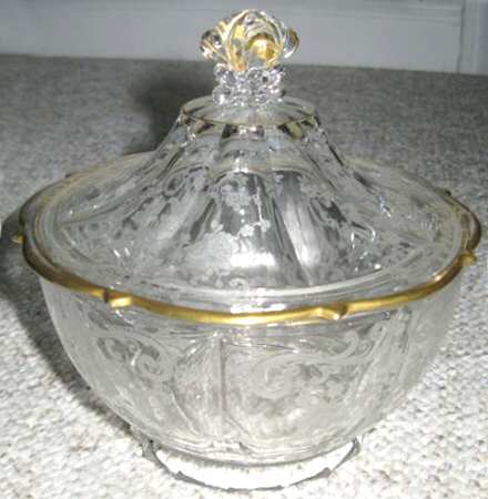 Chantilly (Stem #3625, Gold Trim) Footed Candy Box & Lid