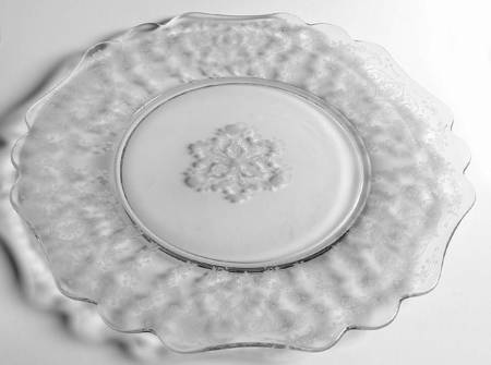 Diane Clear (Stem 3122) 14" Chop Plate (3400)