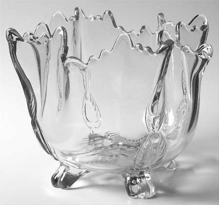 Martha Clear Martha/444 6" Crimped 4-Toed Bowl/Vase
