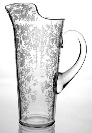Rose Point Clear 32 Oz Martini Jug