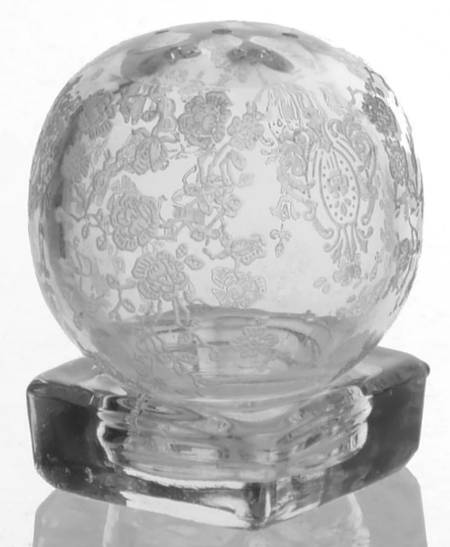 Rose Point Clear Individual Shaker with Glass Lid/Base