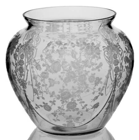 Rose Point Clear 3400 6" Globe Vase