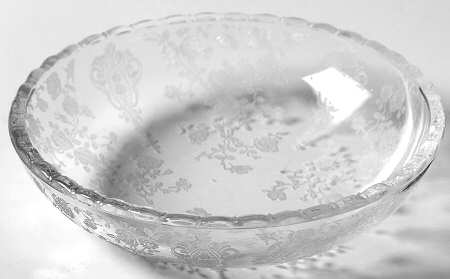 Rose Point Clear 4 1/4" Round Ashtray (Shape 3500)