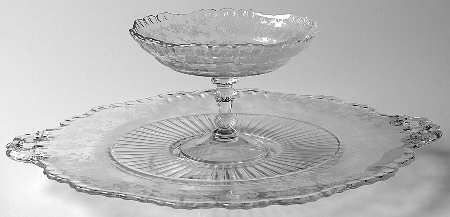 Rose Point Clear Shape 3500 Cheese and Cracker Set