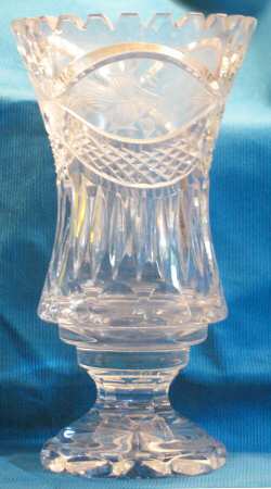 Chardoney 8" Footed Vase