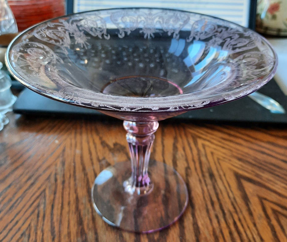 Balda Lavender Round Compote (Height X Width)