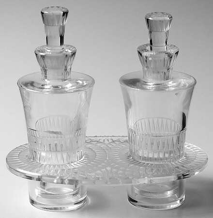 Bourgueil (3 Piece) Cruet Set (2 Cruets & Stand)