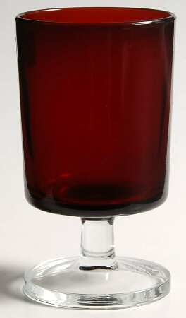 Cavalier Ruby Wine Glass