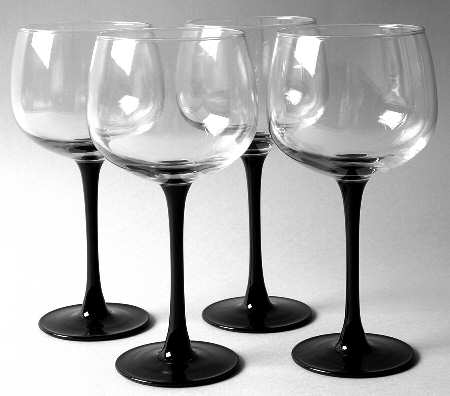Domino Signature Black Hock Wine - Set of 4